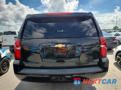 Zdjęcie 6 z 12 samochodu: 2019 CHEVROLET SUBURBAN K1500 LT VIN:1GNSKHKC5KR122738 - miniatura