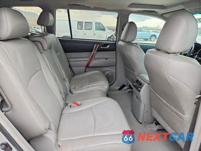 Zdjęcie 10 z 12 samochodu: 2010 TOYOTA HIGHLANDER LIMITED VIN:5TDDK3EH1AS001670 - miniatura