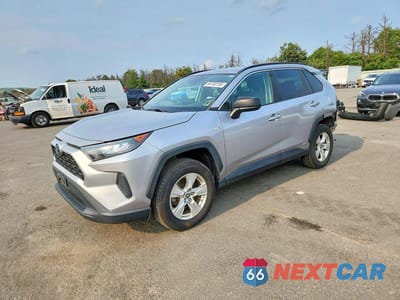 2021 TOYOTA RAV4 LE 4T3LWRFV7MU033419 - główne zdjęcie licytacji z USA - miniatura