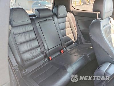 Zdjęcie 10 z 13 samochodu: 2008 VOLKSWAGEN GTI VIN:WVWFV71K28W110142 - miniatura