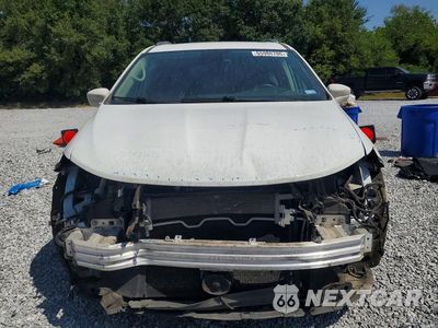Piąte zdjęcie samochodu w środku: 2019 CHRYSLER PACIFICA TOURING L VIN:2C4RC1BG9KR604377 - miniatura