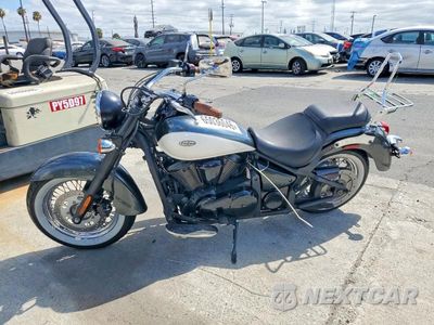Trzecie zdjęcie samochodu z tyłu: 2012 KAWASAKI VN900 B VIN:JKAVN2B18CA073733 - miniatura