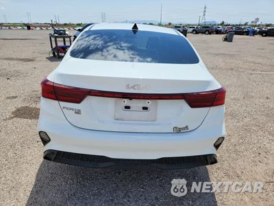 Zdjęcie 6 z 12 samochodu: 2024 KIA FORTE LX VIN:3KPF24AD2RE690254 - miniatura