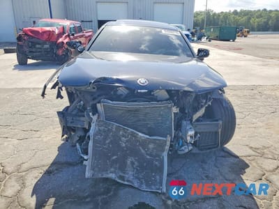 Piąte zdjęcie samochodu w środku: 2019 BMW M550XI VIN:WBAJB9C57KB464465 - miniatura
