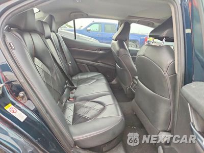 Zdjęcie 10 z 12 samochodu: 2019 TOYOTA CAMRY HYBRID XLE VIN:4T1B21HK4KU515847 - miniatura