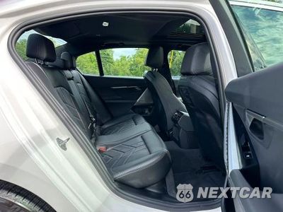 Piąte zdjęcie samochodu w środku: 2027 BMW 530 XI VIN:WBA53FJ07VCY10095 - miniatura