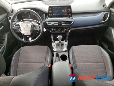 Zdjęcie 8 z 12 samochodu: 2021 KIA SELTOS S VIN:KNDEU2AA1M7117757 - miniatura