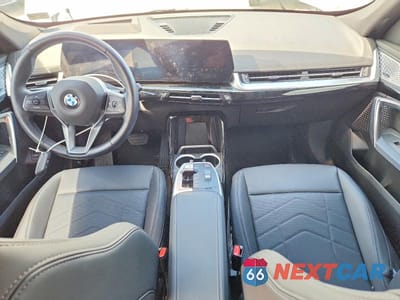 Zdjęcie 8 z 12 samochodu: 2023 BMW X1 XDRIVE28I VIN:WBX73EF06P5W93263 - miniatura