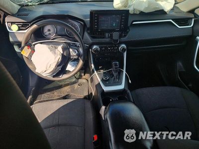 Zdjęcie 8 z 12 samochodu: 2020 TOYOTA RAV4 HYBRID XLE VIN:4T3RWRFV5LU001755 - miniatura