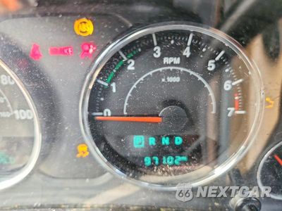 Zdjęcie 9 z 13 samochodu: 2015 JEEP WRANGLER UNLIMITED SAHARA VIN:1C4BJWEG2FL675502 - miniatura