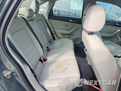 Zdjęcie 10 z 12 samochodu: 2019 VOLKSWAGEN JETTA SEL PREMIUM VIN:3VWG57BU5KM149249 - miniatura