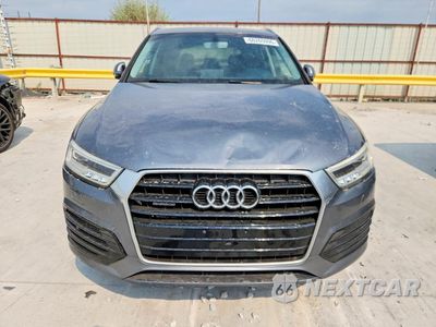 Piąte zdjęcie samochodu w środku: 2016 AUDI Q3 PRESTIGE VIN:WA1GFCFS2GR011783 - miniatura