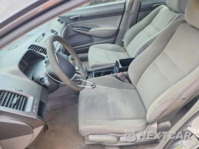 Zdjęcie 7 z 13 samochodu: 2010 HONDA CIVIC VP VIN:19XFA1F38AE049325 - miniatura