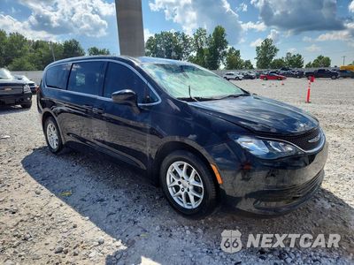 Czwarte zdjęcie samochodu z boku: 2017 CHRYSLER PACIFICA TOURING VIN:2C4RC1DG8HR634072 - miniatura