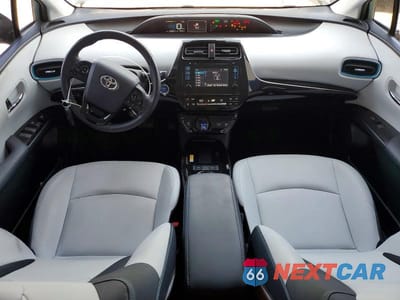 Zdjęcie 8 z 12 samochodu: 2019 TOYOTA PRIUS XLE VIN:JTDKARFU7K3081133 - miniatura