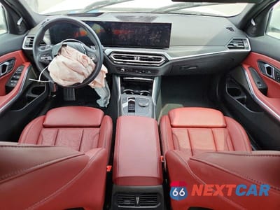Zdjęcie 8 z 12 samochodu: 2024 BMW 330I VIN:3MW69FF02R8E31272 - miniatura