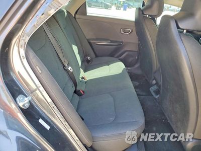 Zdjęcie 10 z 13 samochodu: 2025 KIA K4 LXS VIN:3KPFT4DE5SE201840 - miniatura
