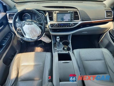Zdjęcie 8 z 13 samochodu: 2015 TOYOTA HIGHLANDER LIMITED VIN:5TDDKRFH1FS111319 - miniatura