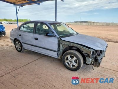 Czwarte zdjęcie samochodu z boku: 2005 HYUNDAI ELANTRA GLS VIN:KMHDN46D85U990881 - miniatura