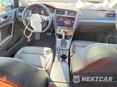 Zdjęcie 8 z 14 samochodu: 2019 VOLKSWAGEN GOLF SPORTWAGEN S VIN:3VWY57AU4KM511982 - miniatura