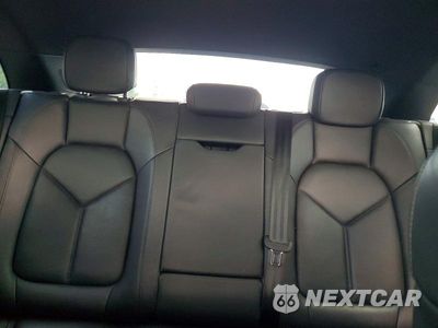 Zdjęcie 10 z 13 samochodu: 2015 PORSCHE MACAN S VIN:WP1AB2A58FLB73999 - miniatura