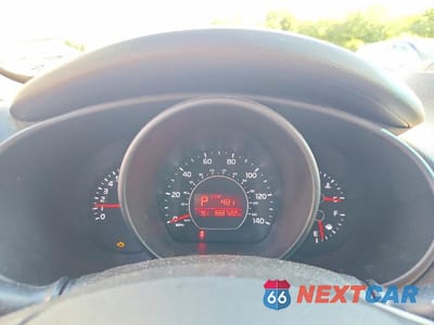 Zdjęcie 9 z 13 samochodu: 2018 KIA SOUL BASE VIN:KNDJN2A22J7592110 - miniatura
