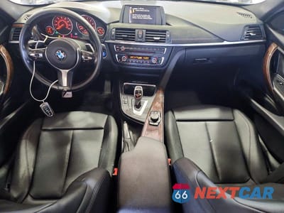 Zdjęcie 8 z 12 samochodu: 2015 BMW 335 I VIN:WBA3A9G51FNS66328 - miniatura