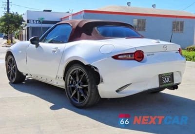 Czwarte zdjęcie samochodu z boku: 2018 MAZDA MX-5 MIATA GRAND TOURING VIN:JM1NDAD70J0201857 - miniatura
