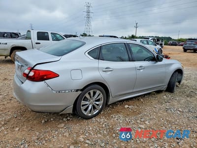 Trzecie zdjęcie samochodu z tyłu: 2012 INFINITI M37 X VIN:JN1BY1AR0CM394586 - miniatura