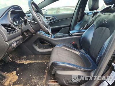 Zdjęcie 7 z 12 samochodu: 2016 CHRYSLER 200 S VIN:1C3CCCBB7GN123834 - miniatura