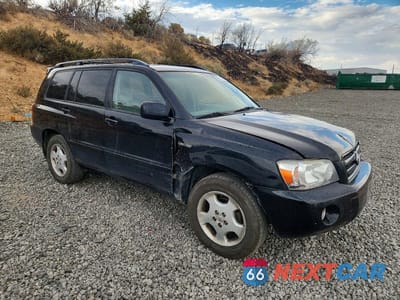 Czwarte zdjęcie samochodu z boku: 2004 TOYOTA HIGHLANDER LIMITED VIN:JTEEP21A440031063 - miniatura