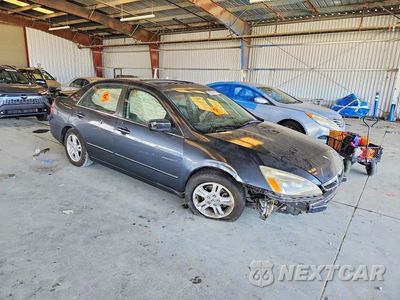 Czwarte zdjęcie samochodu z boku: 2006 HONDA ACCORD EX VIN:1HGCM568X6A154926 - miniatura