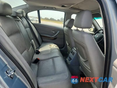 Zdjęcie 10 z 12 samochodu: 2006 BMW 325 I VIN:WBAVB13556KX42076 - miniatura