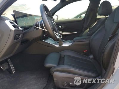 Zdjęcie 7 z 12 samochodu: 2025 BMW 330I VIN:3MW69CW08S8F36127 - miniatura