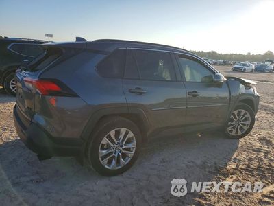 Trzecie zdjęcie samochodu z tyłu: 2024 TOYOTA RAV4 XLE PREMIUM VIN:2T3C1RFV5RC302511 - miniatura