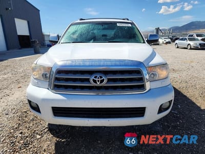 Piąte zdjęcie samochodu w środku: 2012 TOYOTA SEQUOIA LIMITED VIN:5TDJY5G17CS061775 - miniatura