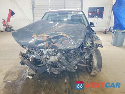 Piąte zdjęcie samochodu w środku: 2025 HYUNDAI VENUE LIMITED VIN:KMHRC8A31SU404356 - miniatura