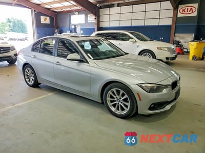 Czwarte zdjęcie samochodu z boku: 2016 BMW 320 XI VIN:WBA8A3C58GK551748 - miniatura