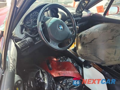 Zdjęcie 8 z 12 samochodu: 2001 BMW Z3 2.5 VIN:WBACN33461LK46823 - miniatura