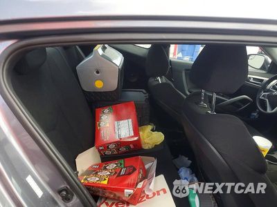 Zdjęcie 10 z 12 samochodu: 2016 HYUNDAI VELOSTER BASE VIN:KMHTC6AD1GU256302 - miniatura