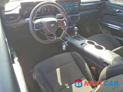 Zdjęcie 8 z 12 samochodu: 2024 FORD MUSTANG VIN:1FA6P8TH0R5140609 - miniatura