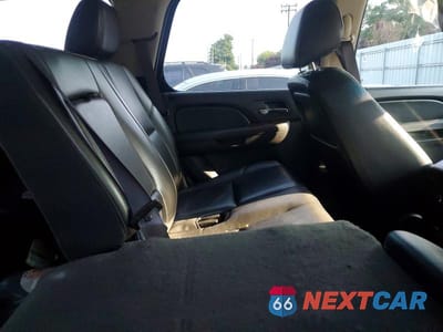 Zdjęcie 10 z 12 samochodu: 2014 CHEVROLET TAHOE K1500 LTZ VIN:1GNSKCE02ER141529 - miniatura