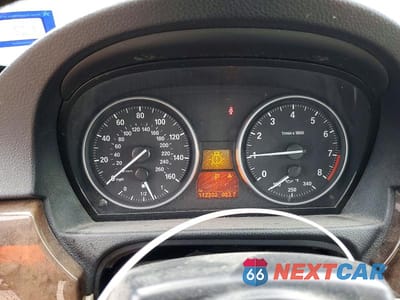 Zdjęcie 9 z 12 samochodu: 2007 BMW 335 I VIN:WBAWL73597PX51078 - miniatura