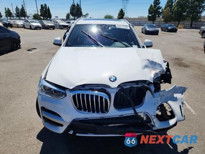 Piąte zdjęcie samochodu w środku: 2021 BMW X3 SDRIVE30I VIN:5UXTY3C06M9E14132 - miniatura