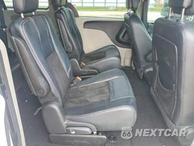 Zdjęcie 11 z 13 samochodu: 2015 DODGE GRAND CARAVAN SXT VIN:2C4RDGCGXFR509671 - miniatura