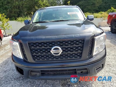 Piąte zdjęcie samochodu w środku: 2017 NISSAN TITAN S VIN:1N6AA1EJ9HN536112 - miniatura