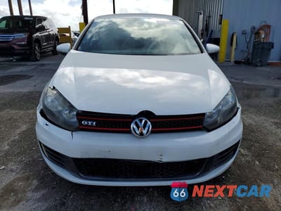 Piąte zdjęcie samochodu w środku: 2013 VOLKSWAGEN GTI VIN:WVWHV7AJ8DW127943 - miniatura