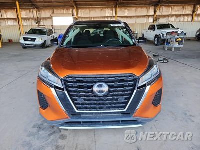 Piąte zdjęcie samochodu w środku: 2024 NISSAN KICKS SV VIN:3N1CP5CV3RL525750 - miniatura