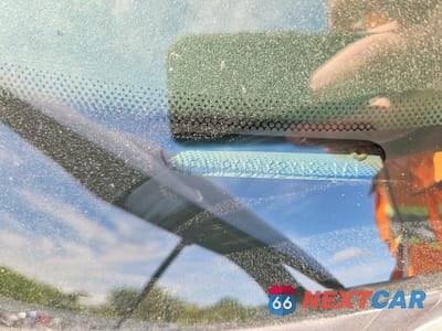 Zdjęcie 12 z 12 samochodu: 2002 FORD THUNDERBIRD VIN:1FAHP60A62Y123161 - miniatura