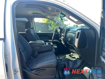 Piąte zdjęcie samochodu w środku: 2019 CHEVROLET SILVERADO K2500 HEAVY DUTY LT VIN:1GC1KSEG6KF266025 - miniatura